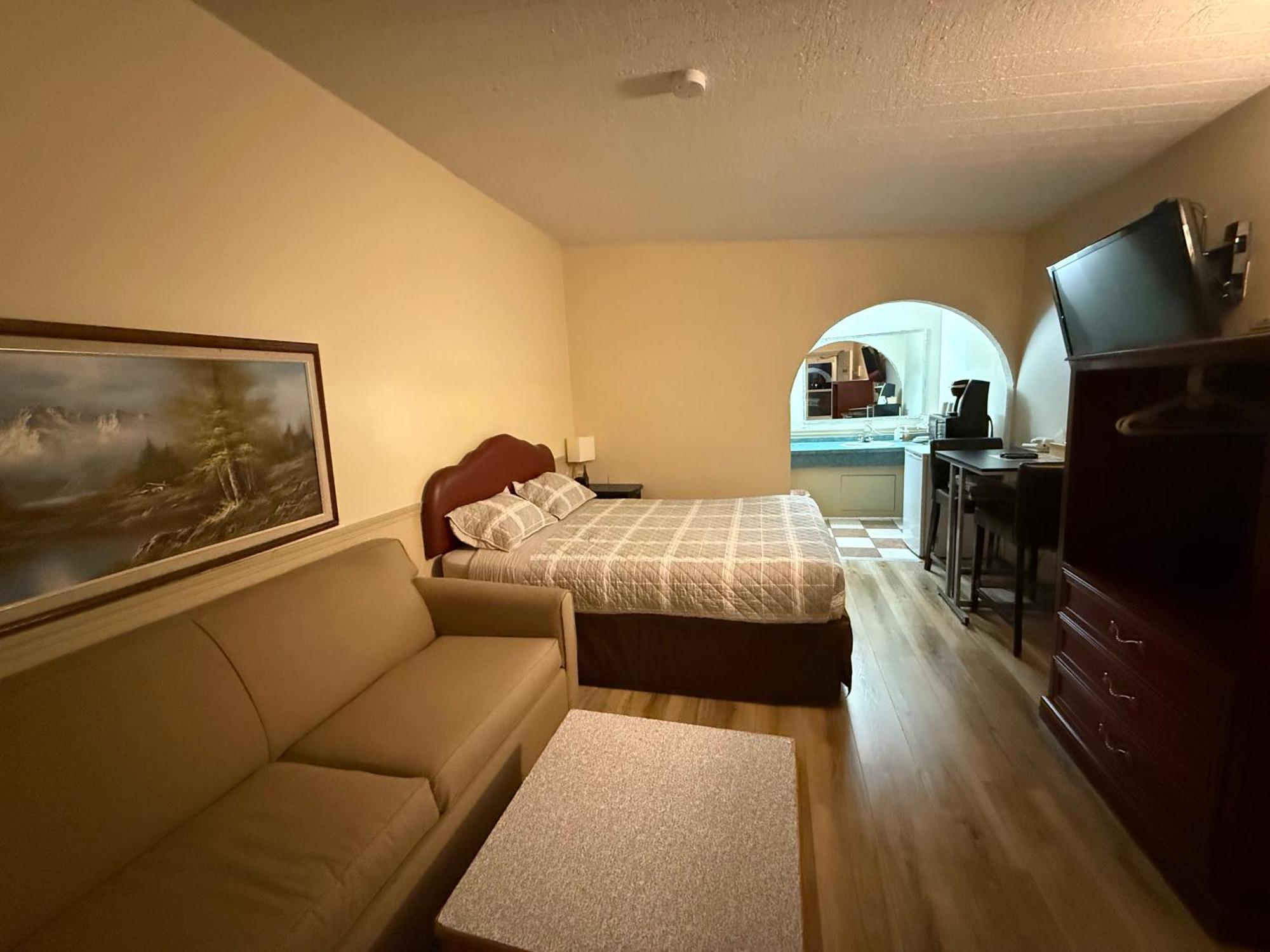 Centre Suite Inns Motel Bonnyville Zewnętrze zdjęcie